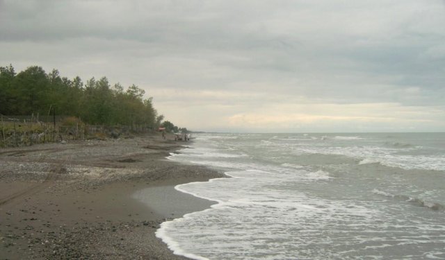 Пляж на Каспийском море, где я поплавал