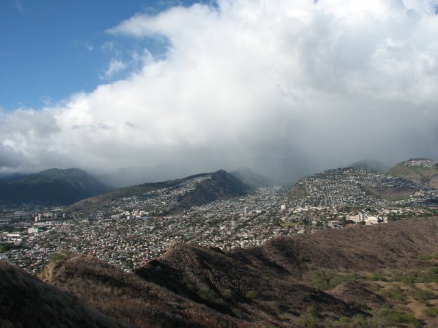 Вид с горы Diamond Head, остров Оаху, Гавайи