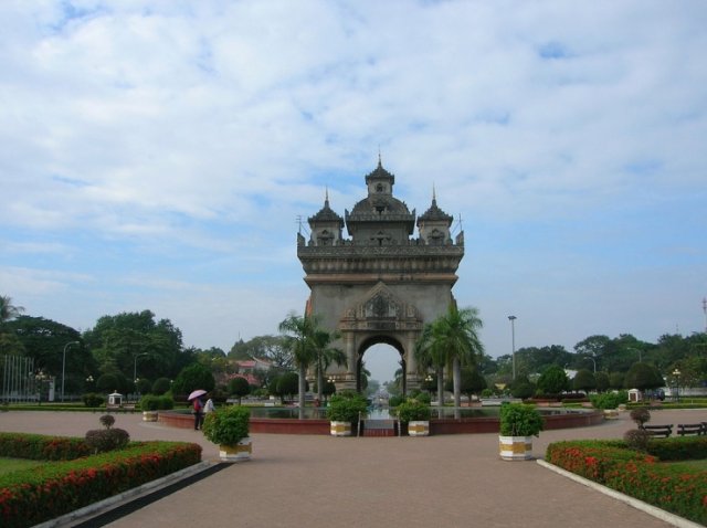 Patuxai, Вьентьян