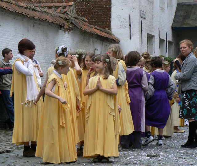 Детская процессия, Фландрия, Бельгия