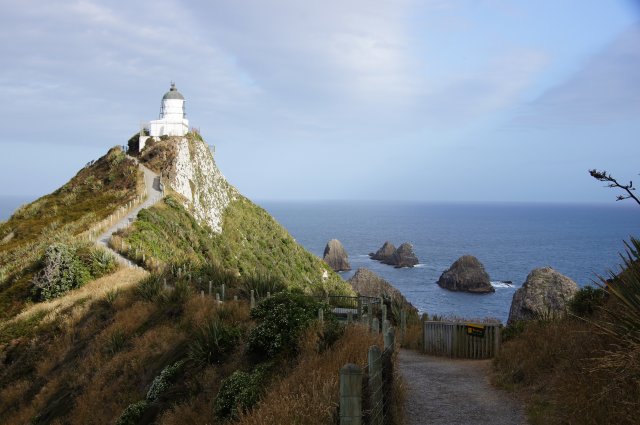 Cliffs view и Tokata Lighthouse, Новая Зеландия