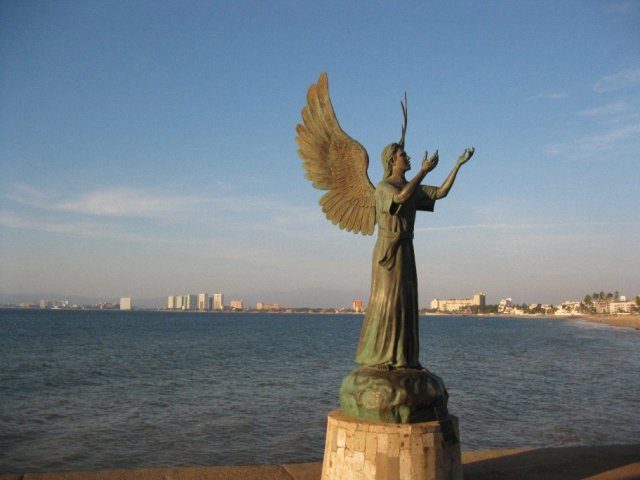 Набережная пляжа Лос-Муэртос, Пуэрто-Вальярте, Мексика