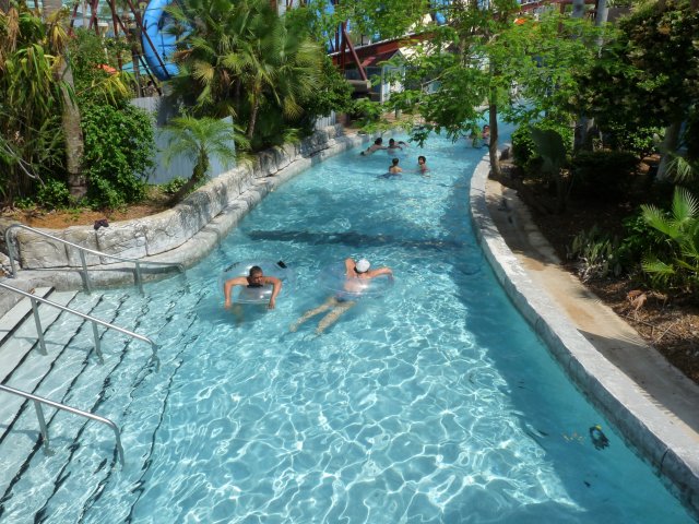 Lazy river, аквапарк WET'N WILD, Флорида