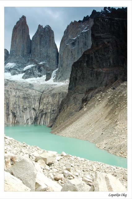 Гранитные столбы Torres Del Paine