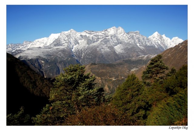 Виды по пути назад, в  Namche Bazar