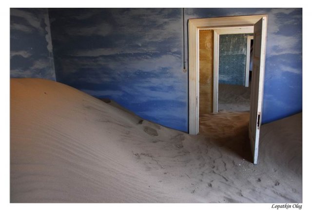 Kolmanskop (заброшенный город искателей алмазов, расположенный под Luderitz)